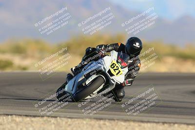 media/Oct-29-2022-CVMA (Sat) [[14c0aa3b66]]/Race 11 Amateur Supersport Open/